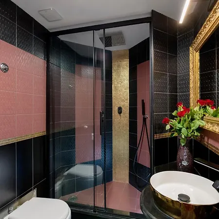 St.peter's Mirror - Romantic View Apartment