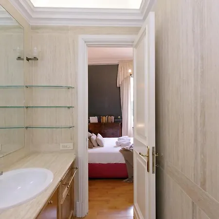 Vatican House Via Terenzio Roma