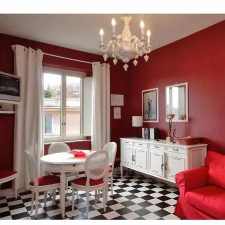 Apartment Caracciolo Rome