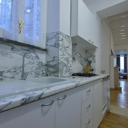 Apartment Domus Pastini *