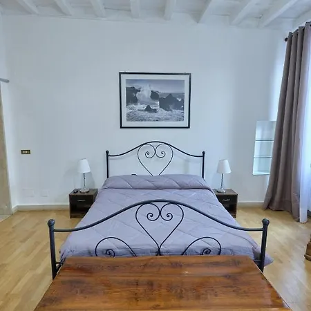 Domus Pastini Apartment Rome
