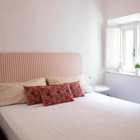 The Rent - Piazza Di Firenze Apartamento