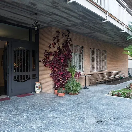 Fatima, Casa Per Ferie Roma