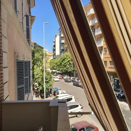 Apartment Tourist Flat - A Due Passi