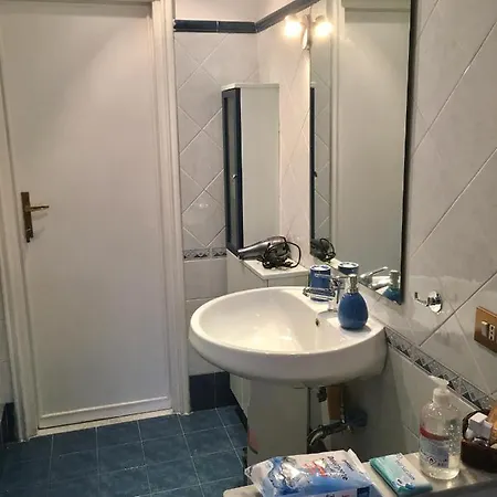 Apartment Tourist Flat - A Due Passi