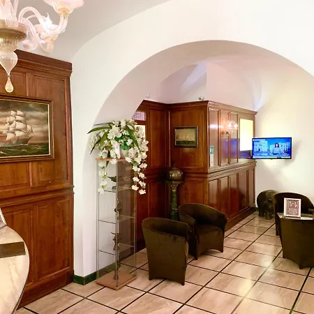 Regina Margherita Hotel 3*