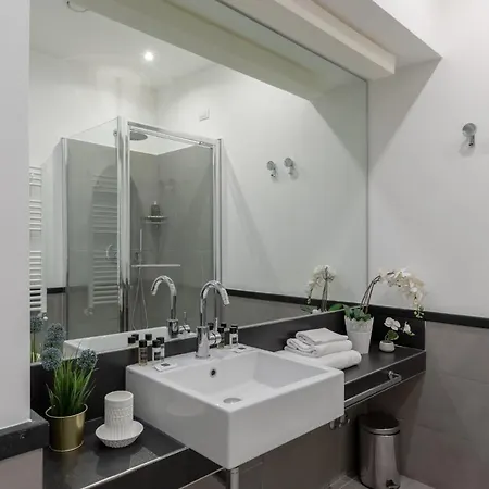 Opera Dreams Guest house 2*