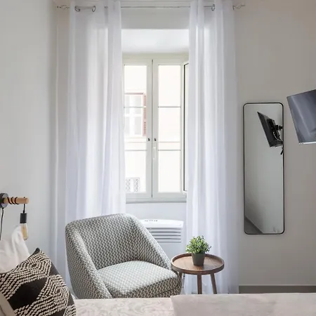 Iflat Peaceful Nest In Monti * Rome