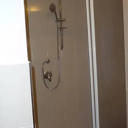 Guest house Domus 2*