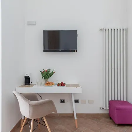 Flaminiarooms Konukevi 5*
