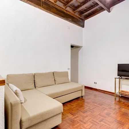 Spanish Steps Spacious Apartment *