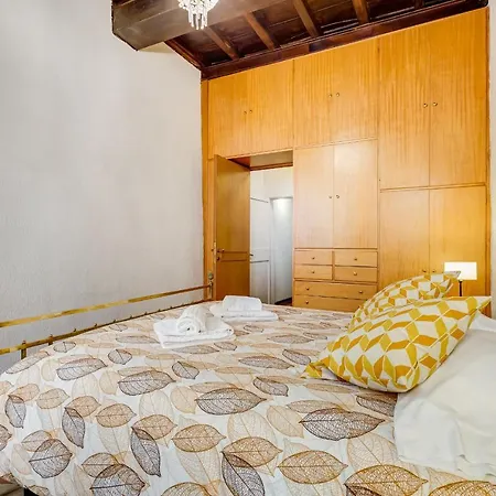 Spanish Steps Spacious Apartment *