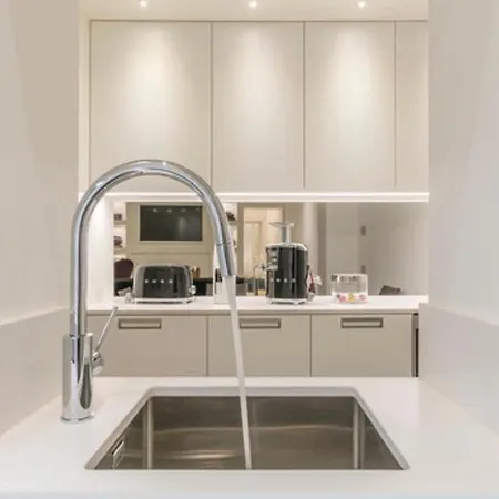 Reale Luxury Holiday home Rome