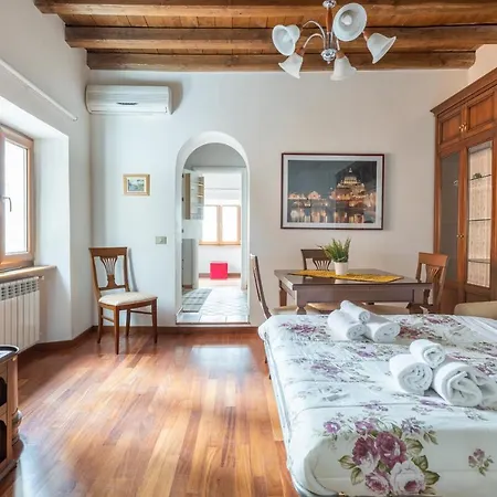 Vg Trevi Fountain 5 Stelle Elegant Apartment Rome