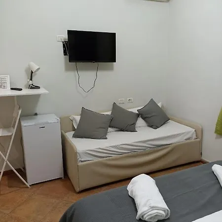 Martini Guest house *