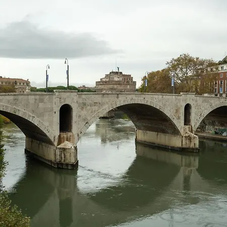 A Due Passi Da S.pietro E Castel Sant'angelo Loft Gianicolo * Rom
