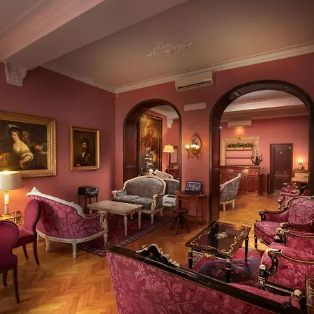 Residenza Frattina Penzion 2*