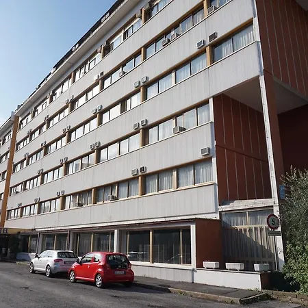 Отель Ibis Styles Aurelia