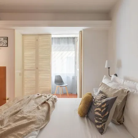 Iflat Magic In The Heart Of Trastevere * Rom