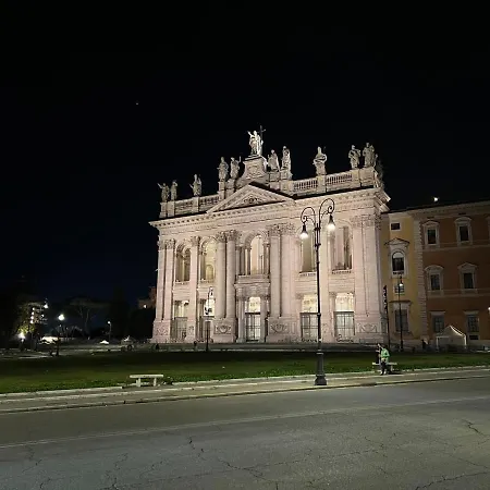 Conte Rosso Apartamento *
