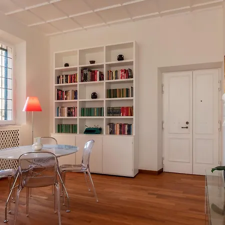 Trastevere Luxury With Terrace Apartment