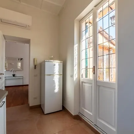 Apartment Trastevere Luxury With Terrace Rom