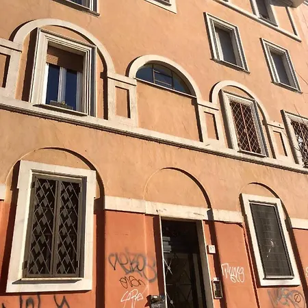 Domus Giordano Guest house *
