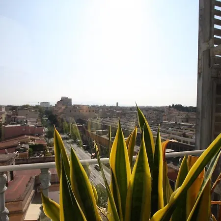 Residenza Maggiore With Panoramic View Appartamento Roma