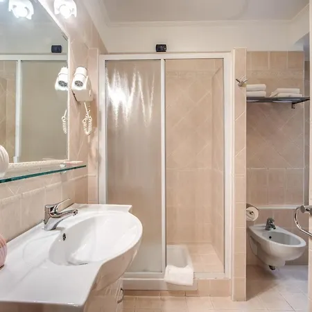 Nakissa Bed & Breakfast 3*