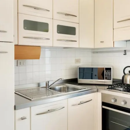 Apartamento Sunny Flat In Elegant Building Close To Colosseum *