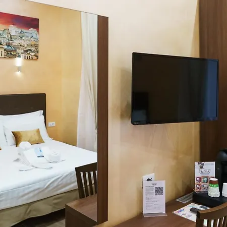 Trinity Luxury 3* Rome