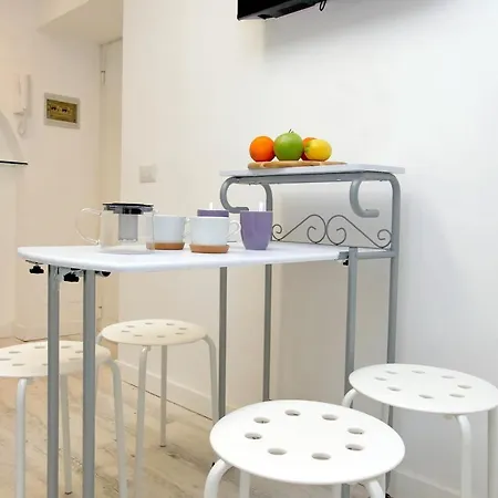 Appartamento Confortevole Al Colosseo Roma