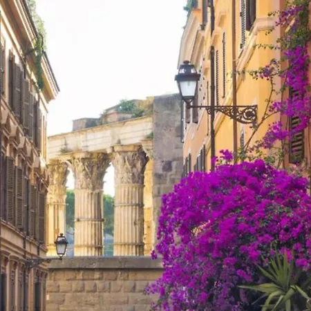 Center House Colosseo * 로마