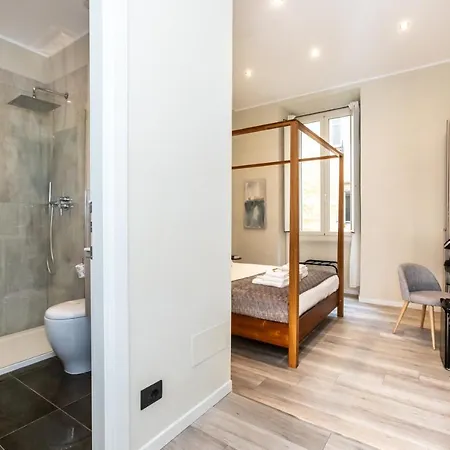 44 - Guest house *