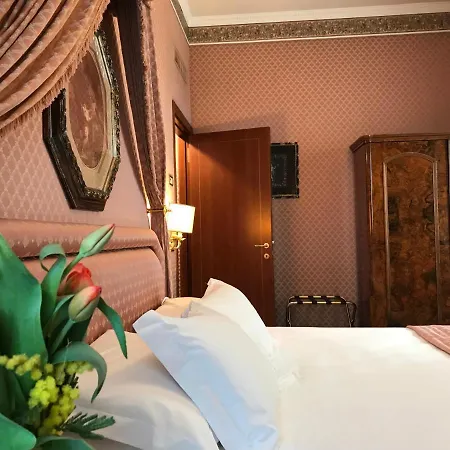 Hotel Mecenate Palace Rom