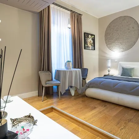 Cardilli Luxury 2* Řím