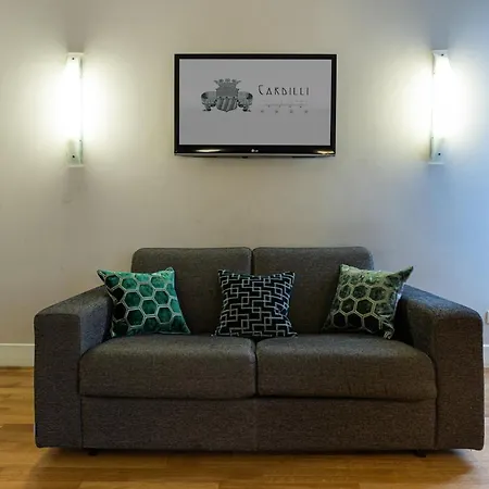 Cardilli Luxury Bed & Breakfast 2*