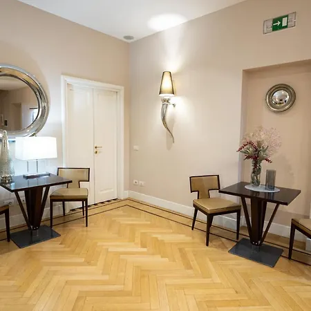 Cardilli Luxury 2* Řím