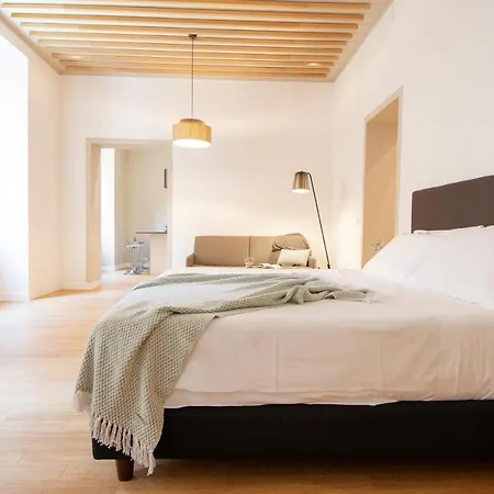 Boutique Galatea 3*
