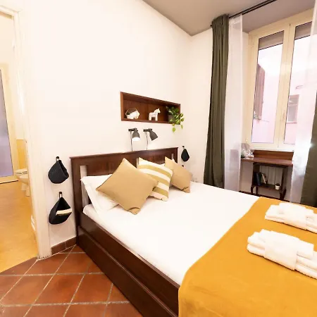 The Rent - Stylish In Downtown Apartment Rome