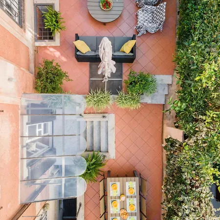 Michelangelo Deluxe Rome