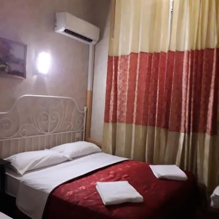 Sunlight 3 Bed & Breakfast *