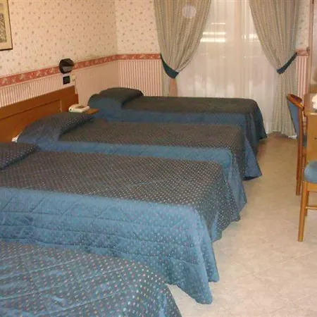 Demetra Capitolina Hotel