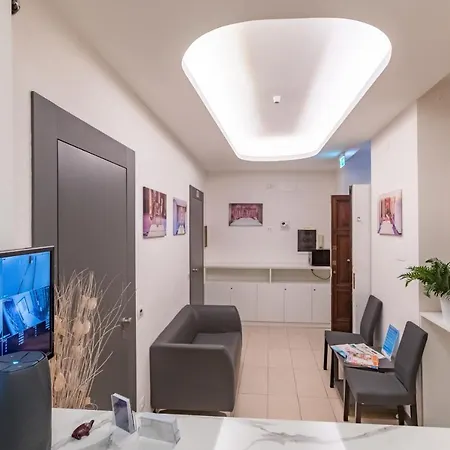 Trevi Elite Guest house