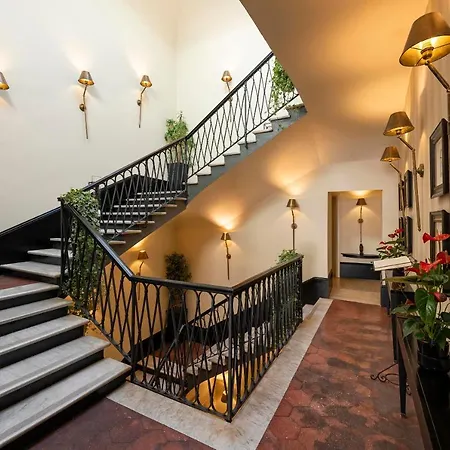 Πανσιόν Profumo Maison Colosseo 3*