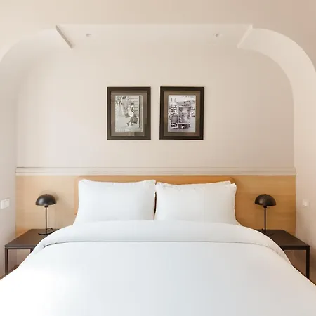 Hotel Sonder Piazza Di Spagna
