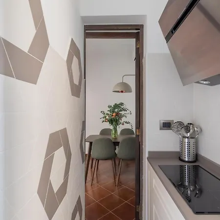 Iflat Sweet Near Saint Peter Apartment