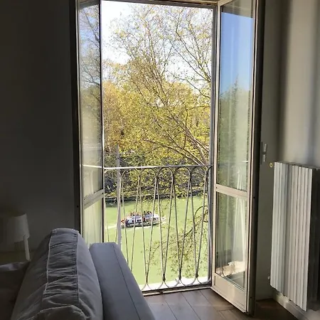 Over The Tiber Loft Apartment