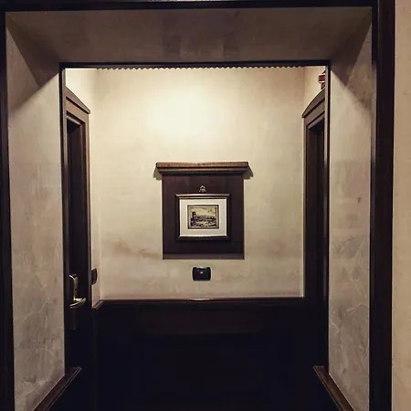 Robinson Hotel 2*