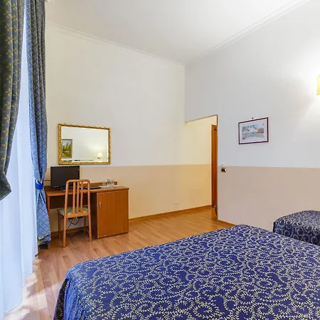Paris 3*